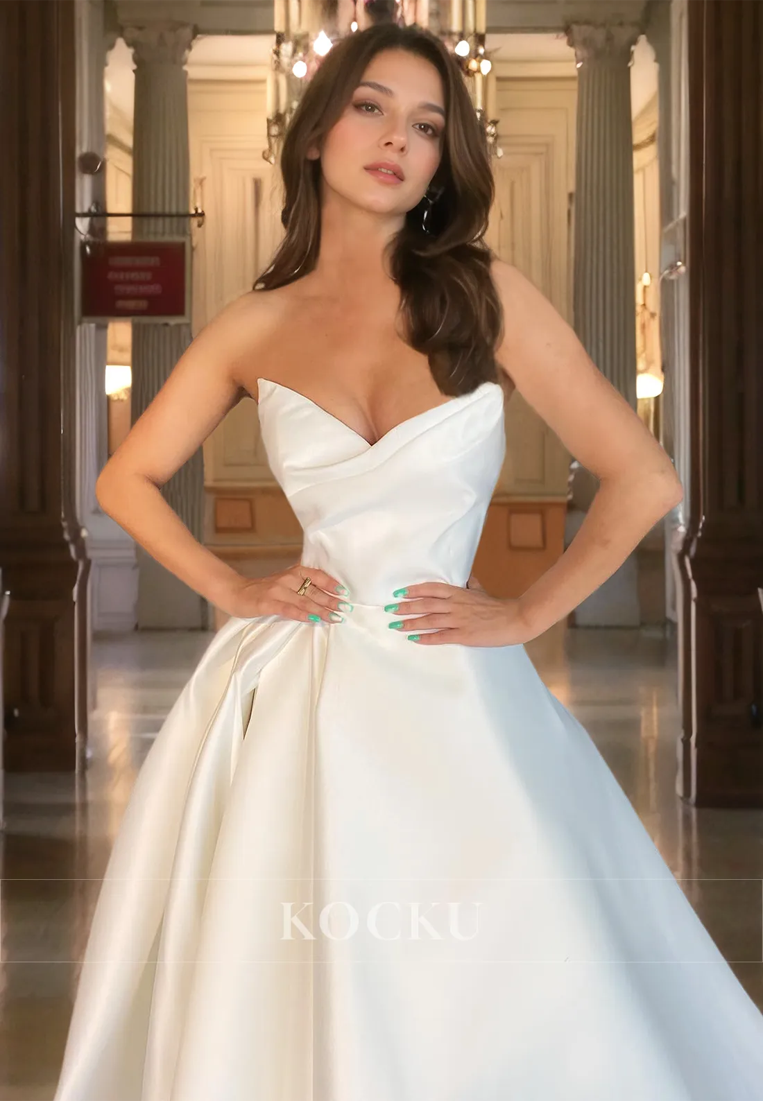 A-Line Sweetheart Sleeveless Formal Gowns High Split Pleated Satin Prom Dress with Sweep Train