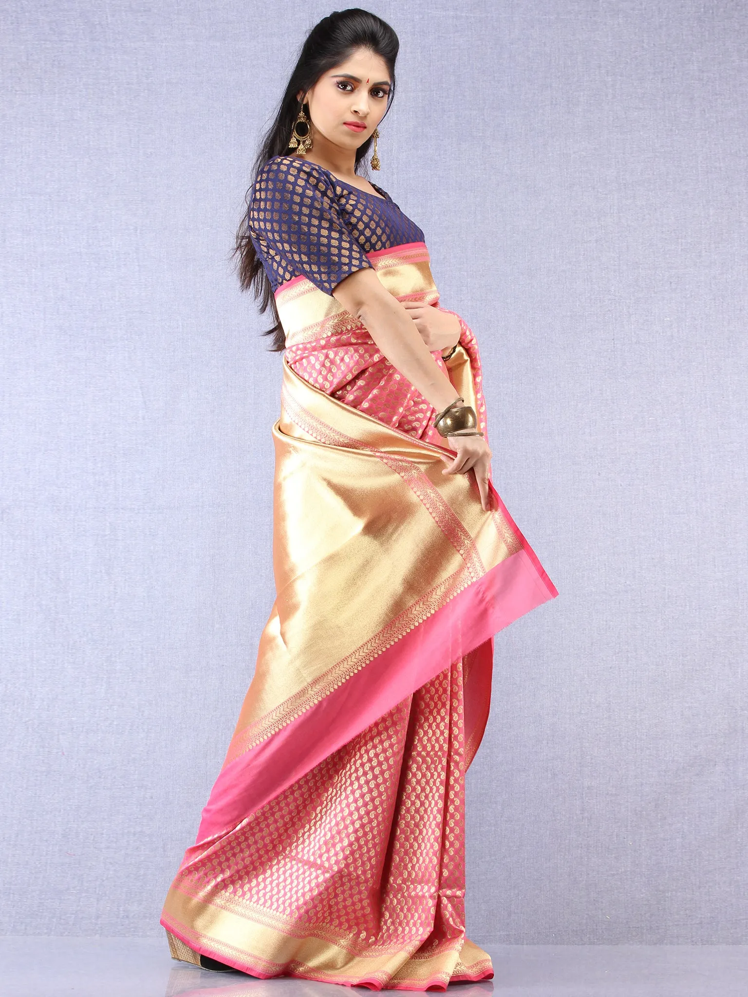 Banarasee Chanderi Silk Paisley Saree With Zari Border - Pink & Gold - S031704334