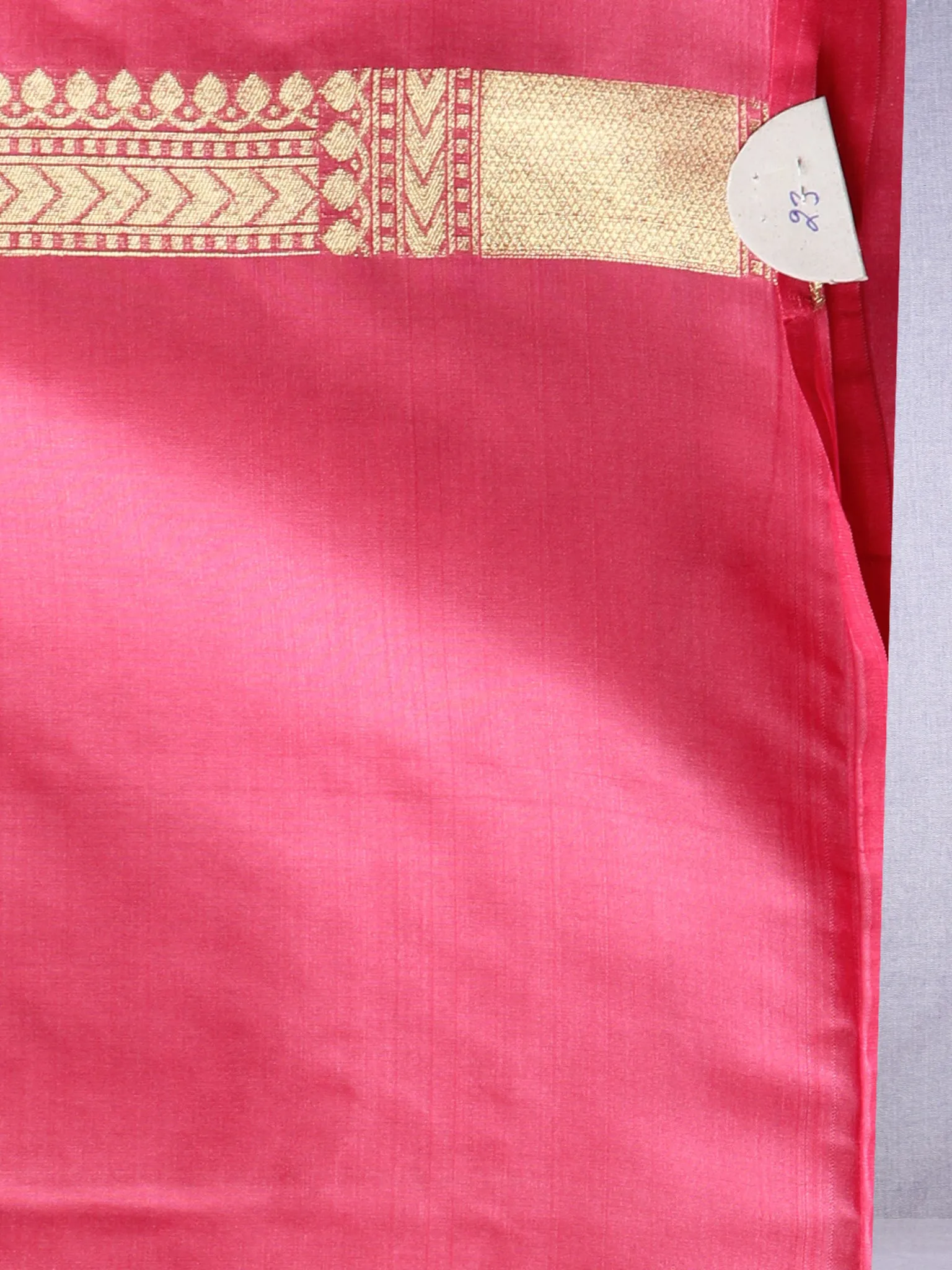 Banarasee Chanderi Silk Paisley Saree With Zari Border - Pink & Gold - S031704334