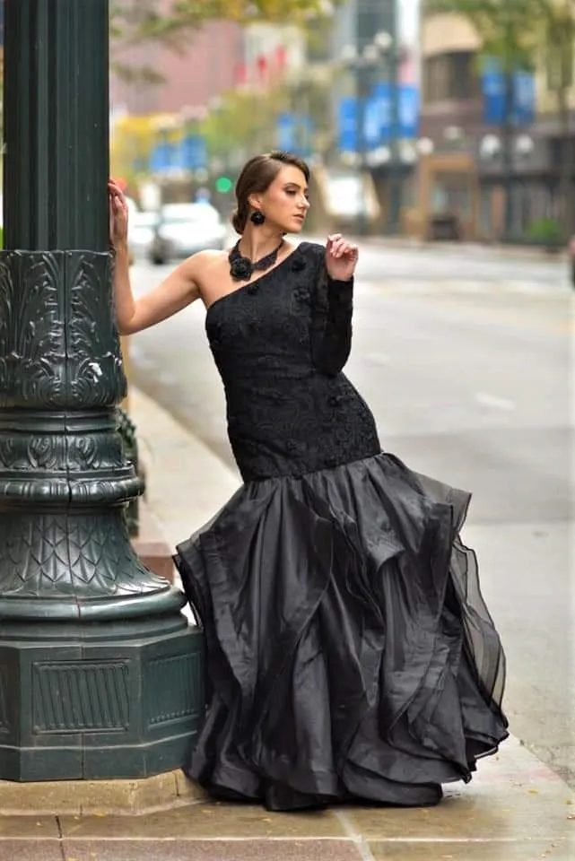 BLACK ROSE Mermaid Lace Organza Ruffle Evening Gown