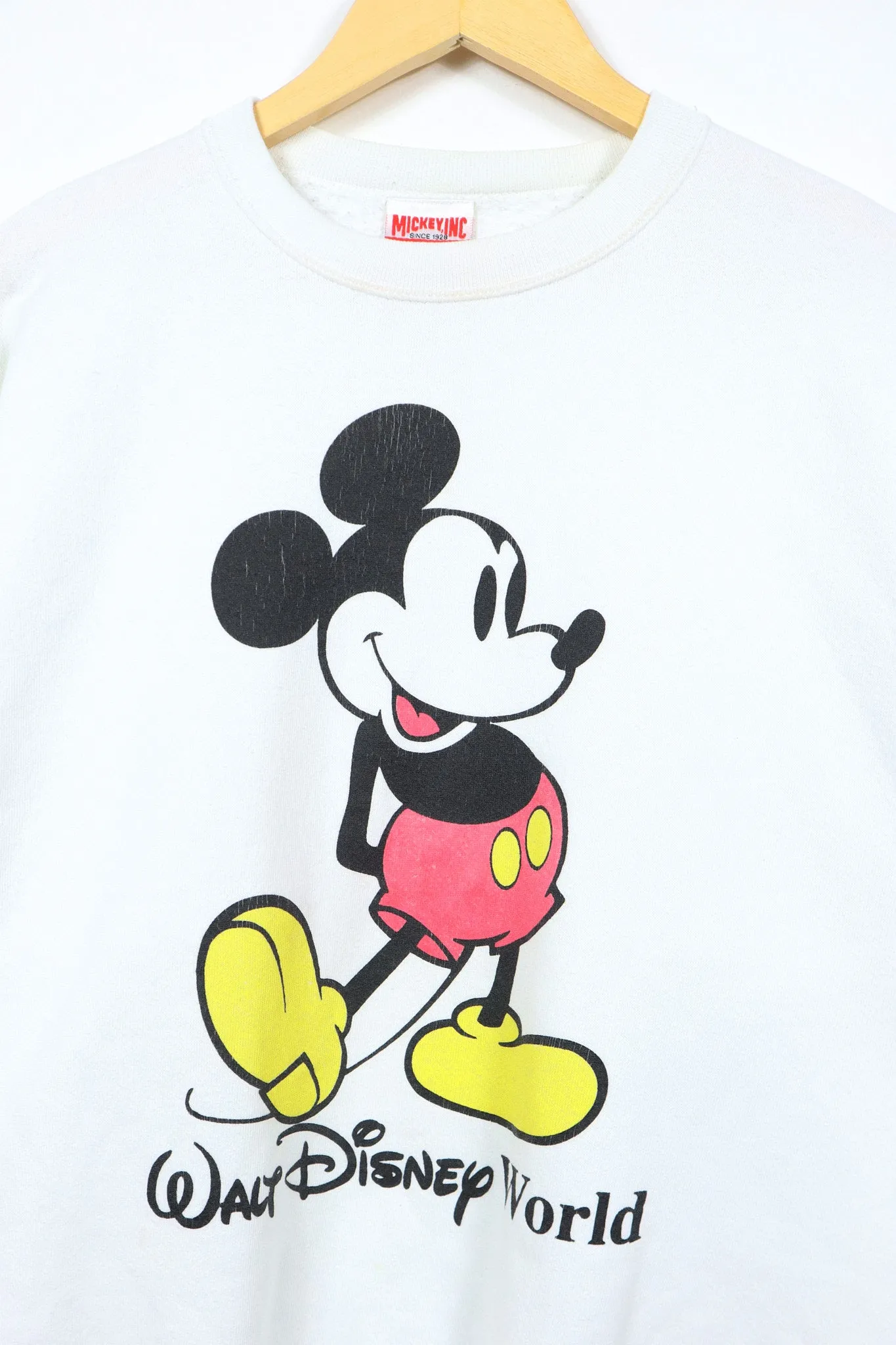 Vintage Walt Dinsey World Mickey Mouse Crewneck